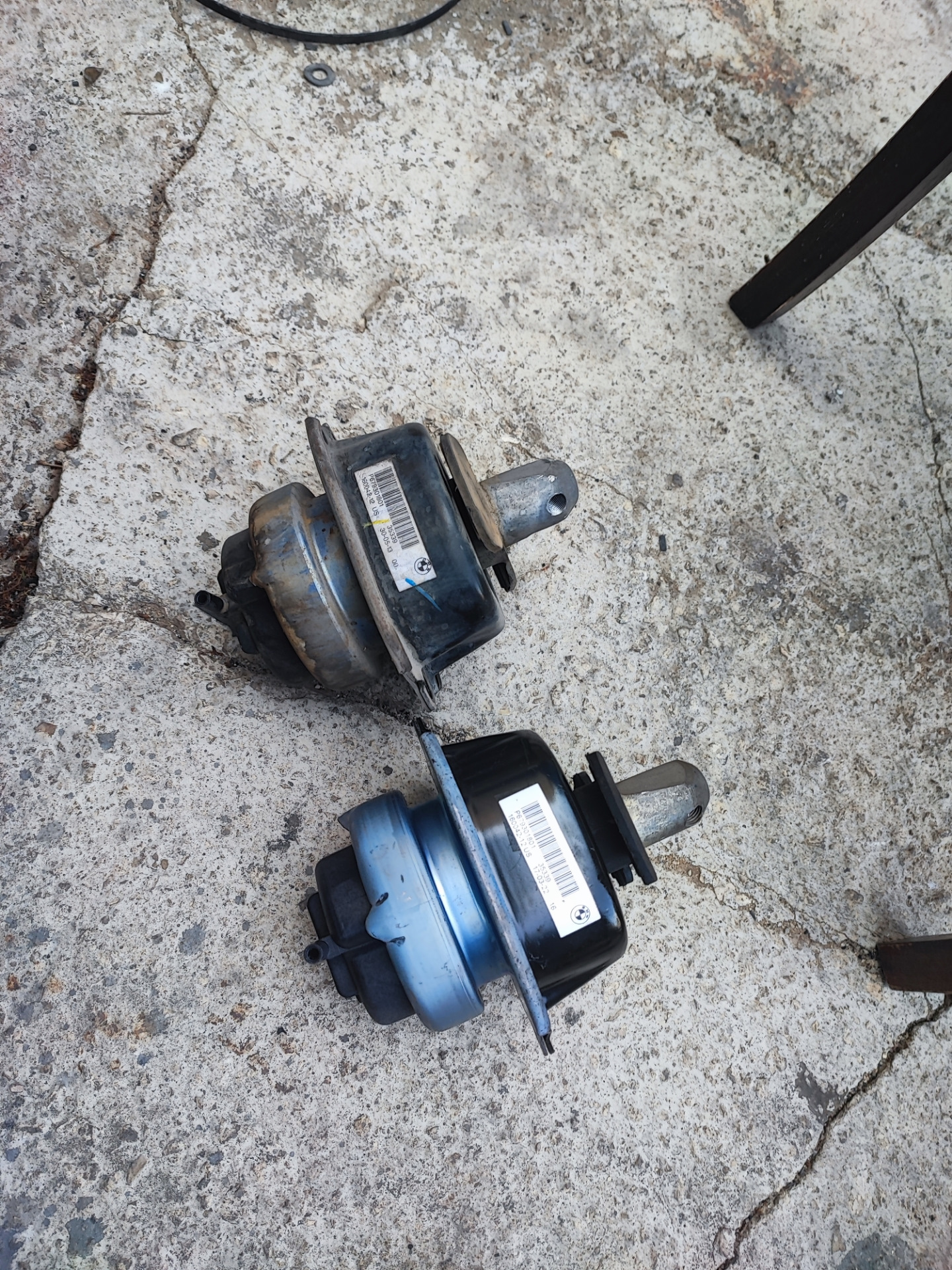 Опора двигателя и по мелочи) — BMW X6 (E71/E72), 3 л, 2013 года ...