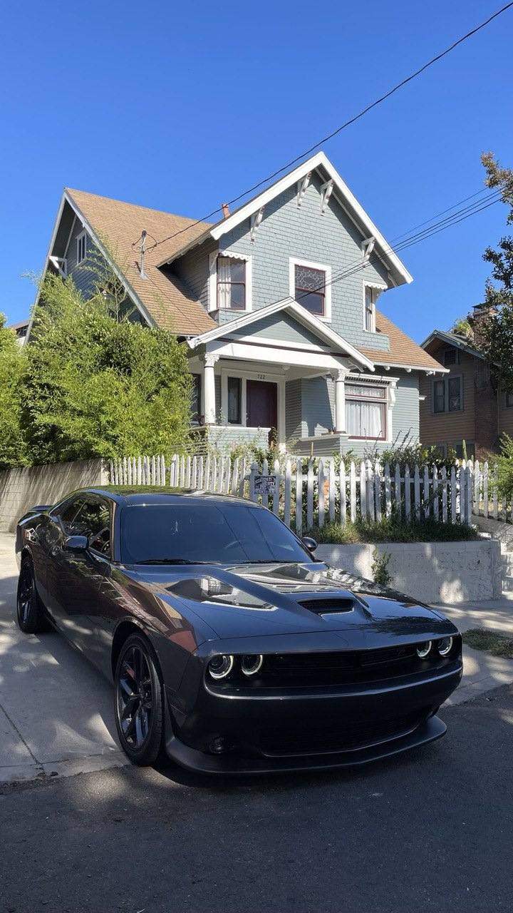 Первое знакомство — Dodge Challenger, 5,7 л, 2022 года | покупка машины |  DRIVE2