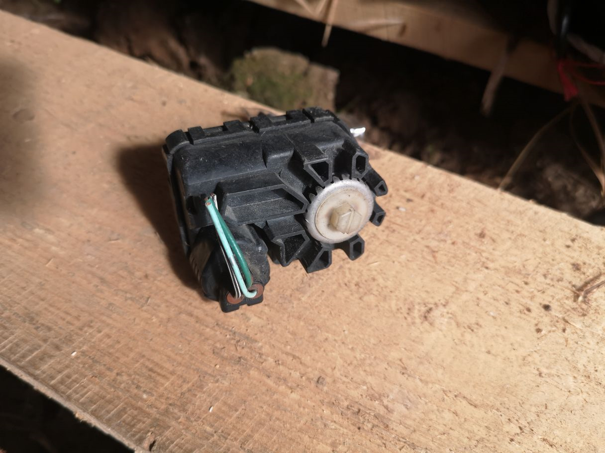 Toyota 85661-12010. корректор фар тойота ленд крузер прадо 150. корректор фары прадо 160. корректор фар на toyota prado 150. корректор фар тойота ленд крузер 200.