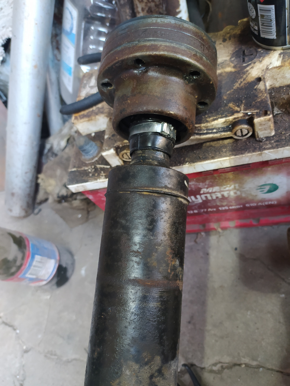 Пыльник новым хомутиком. — Jaguar X-Type