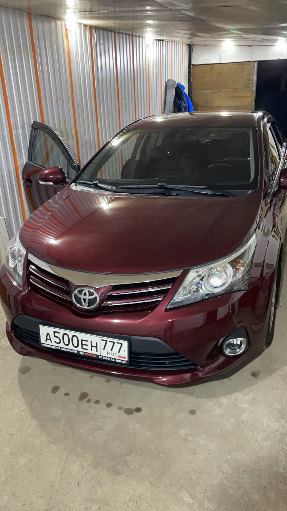 Продажа/покупка — Toyota Avensis III, 1,8 л, 2012 года | покупка машины |  DRIVE2