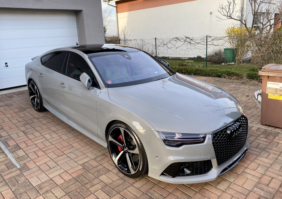 Ауди rs5 черная матовая