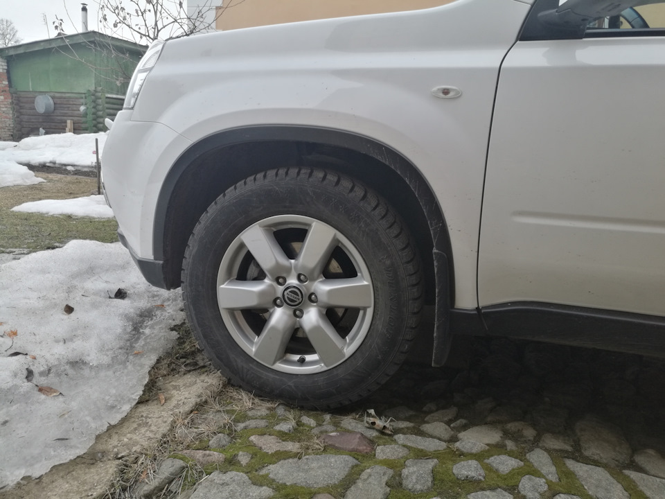 Нештатные шины 225/65r17 Шина зимняя шипованная DUNLOP GRANDTREK ICE ...
