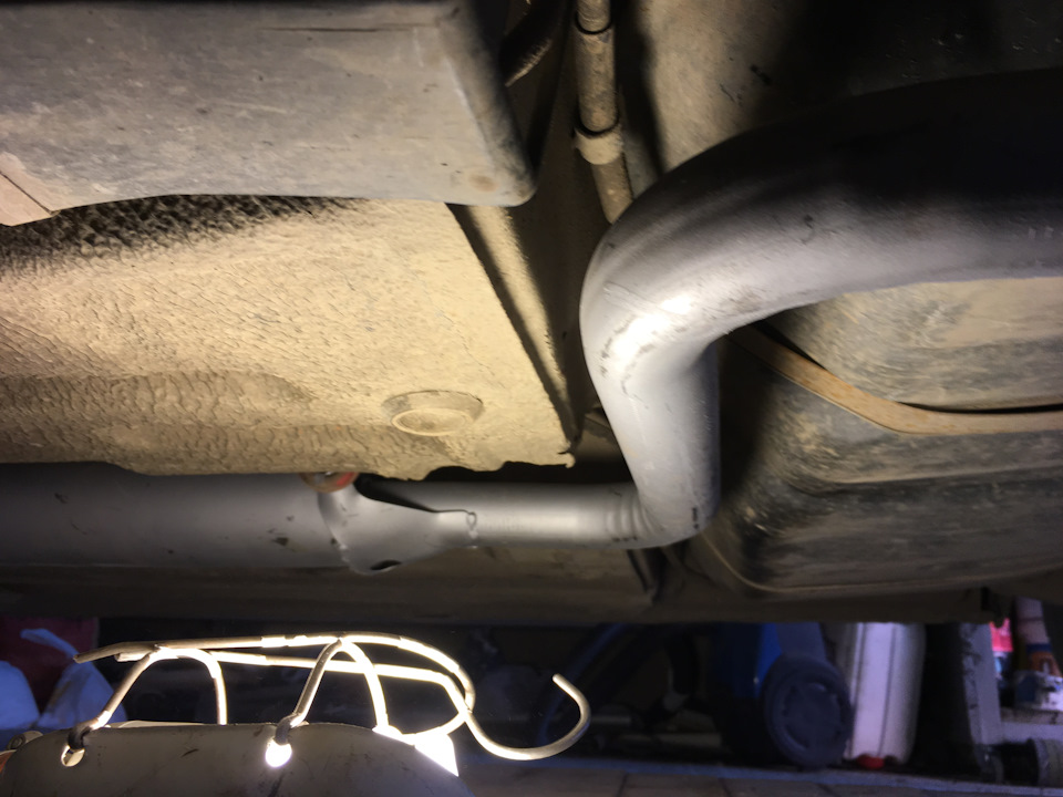 Замена резонатора — Lada 21120, 1,5 л, 2002 года | своими руками | DRIVE2