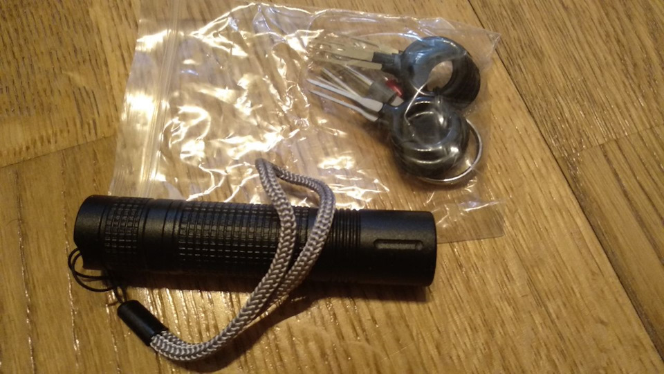 2oAAAgIeXOA 960 крепление номера шкода йети