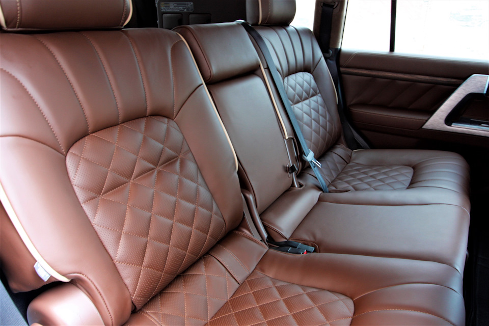 Фото в бортжурнале Toyota Land Cruiser 200