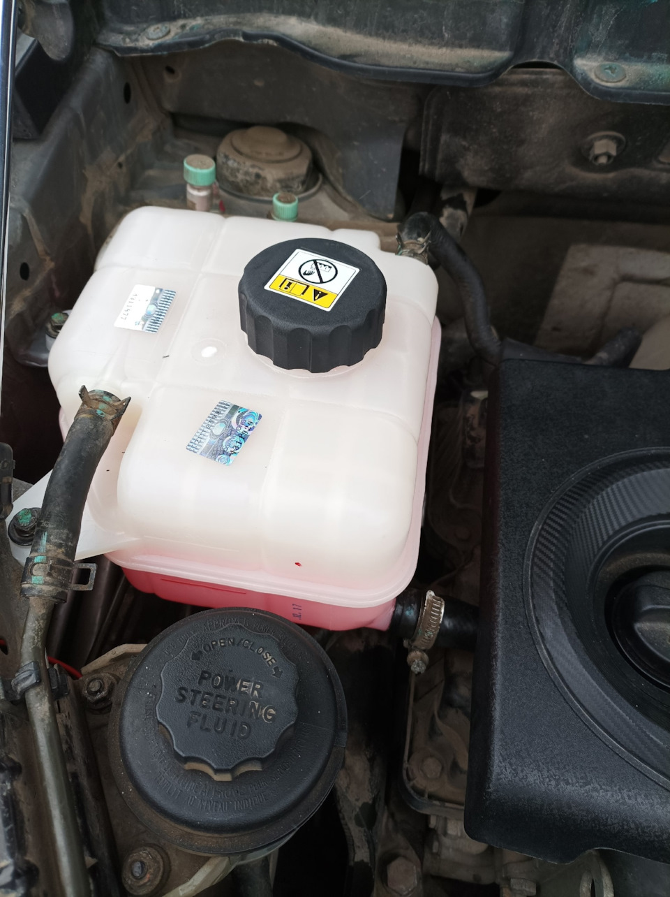 Расширительный бачок — замена (дубль 2) — SsangYong Actyon (2G), 2 л ...