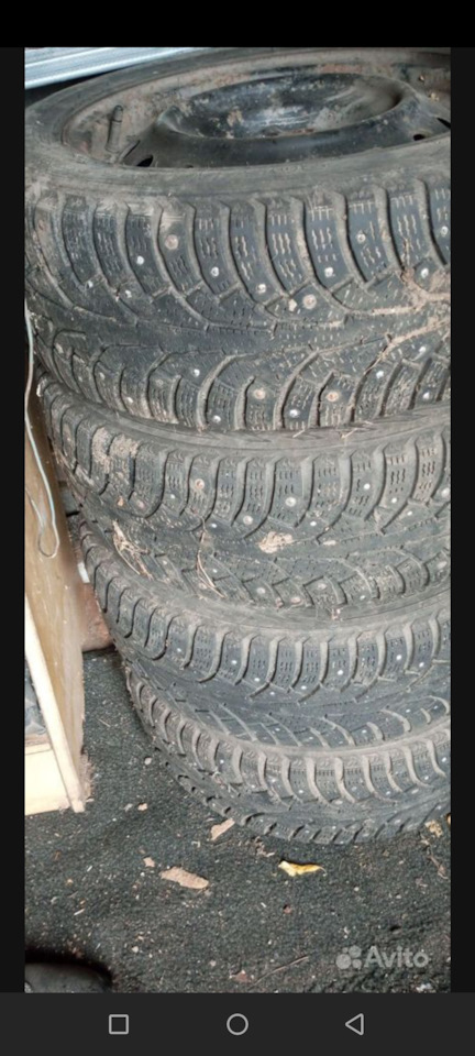Шины зимние шипованные Nokian 205/55 R16, штампованные диски 6,5Jx16 ...