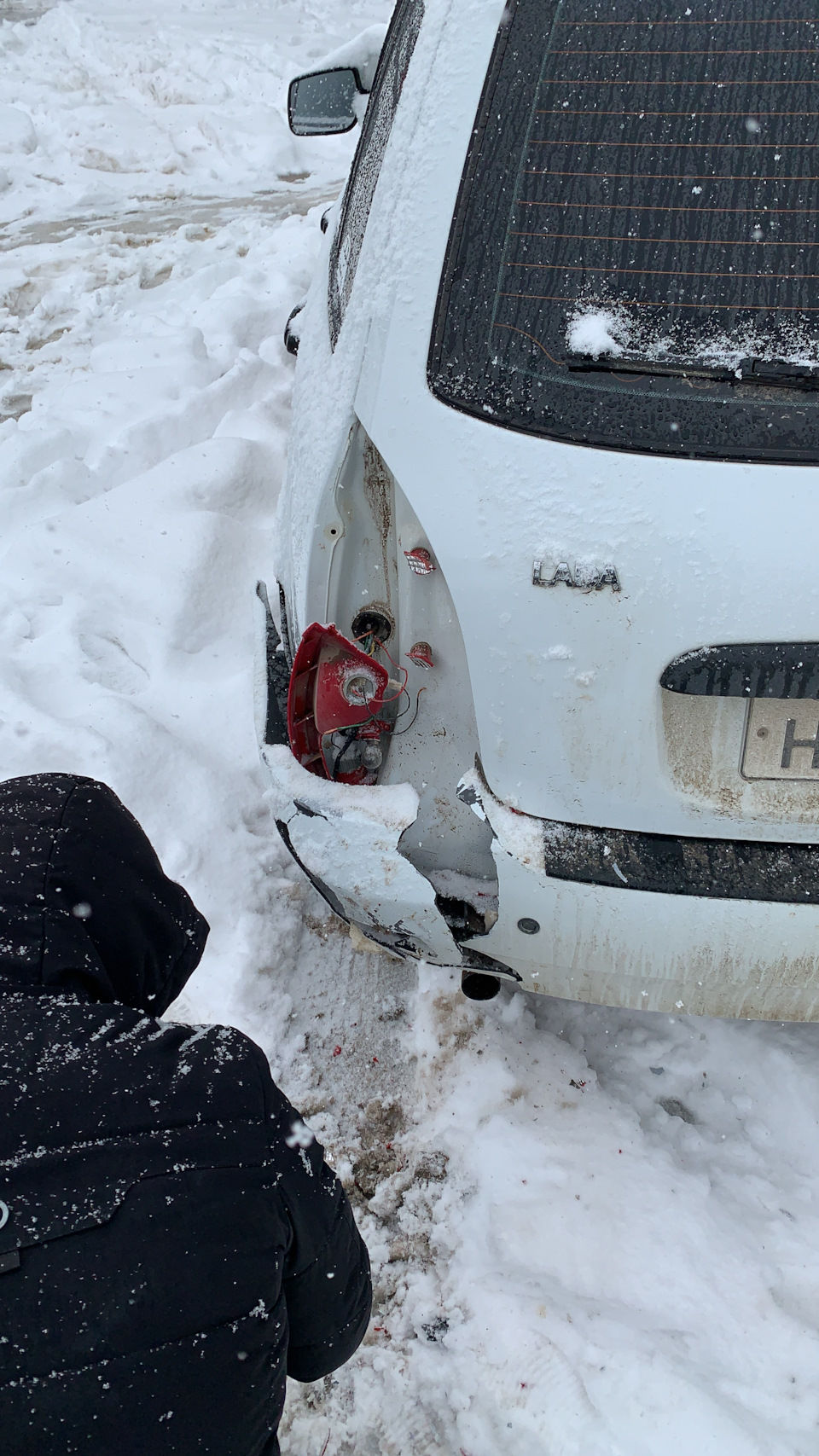 Поздняя зима или запоздалая весна 2021 — Lada Калина универсал, 1,6 л, 2012  года | ДТП | DRIVE2