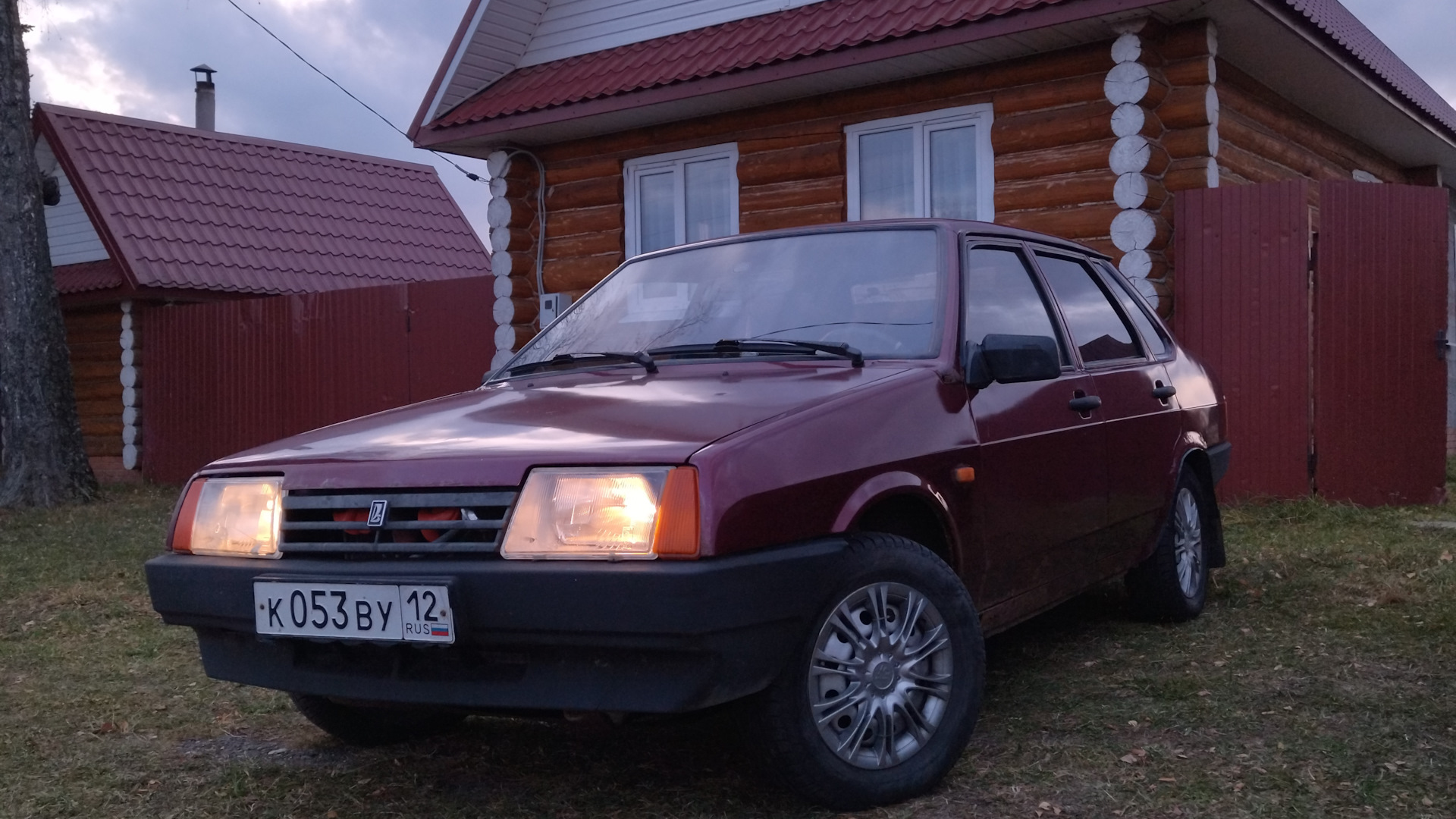 Lada 21099 1.5 бензиновый 2004 | Темно малиновый на DRIVE2