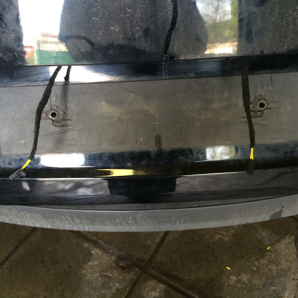 Обматываем оригинальной изолентой. — Volkswagen Touareg (1G)