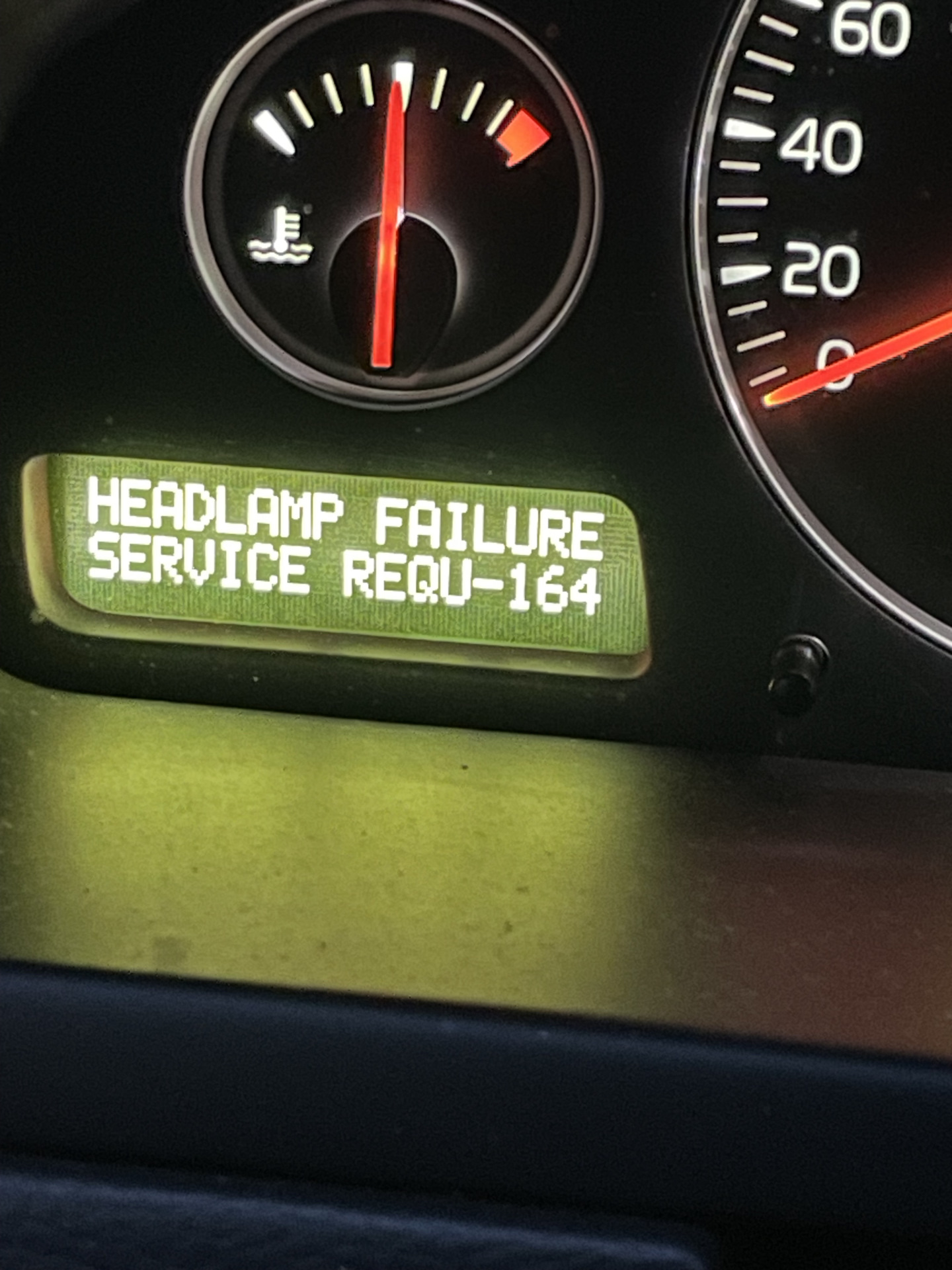 HEADLAMP FAILURE SERVICE REQU164 — Volvo XC90 (1G), 3,2 л, 2008 года