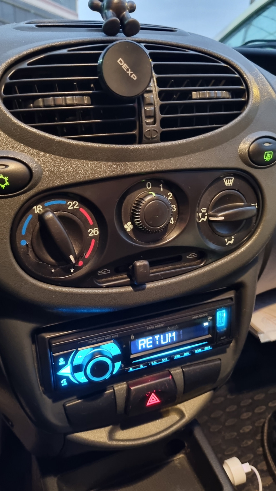 Накладка блока печки — Lada Калина Хэтчбек (1G), 1,6 л, 2012 года ...