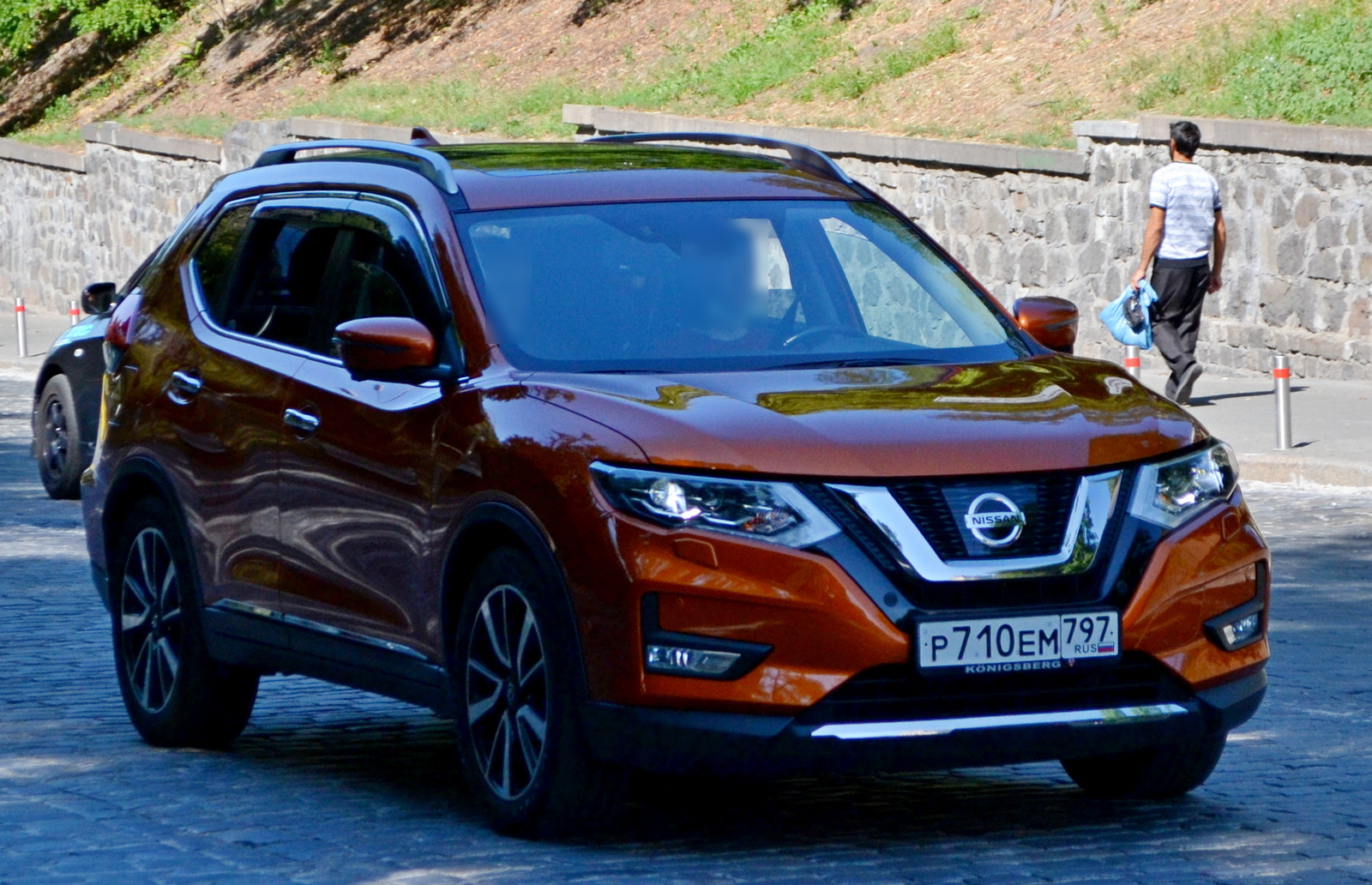 Кто-то сфоткал для avto-nomer.ru — Nissan X-Trail III (t32), 2,5 л, 2018  года | фотография | DRIVE2