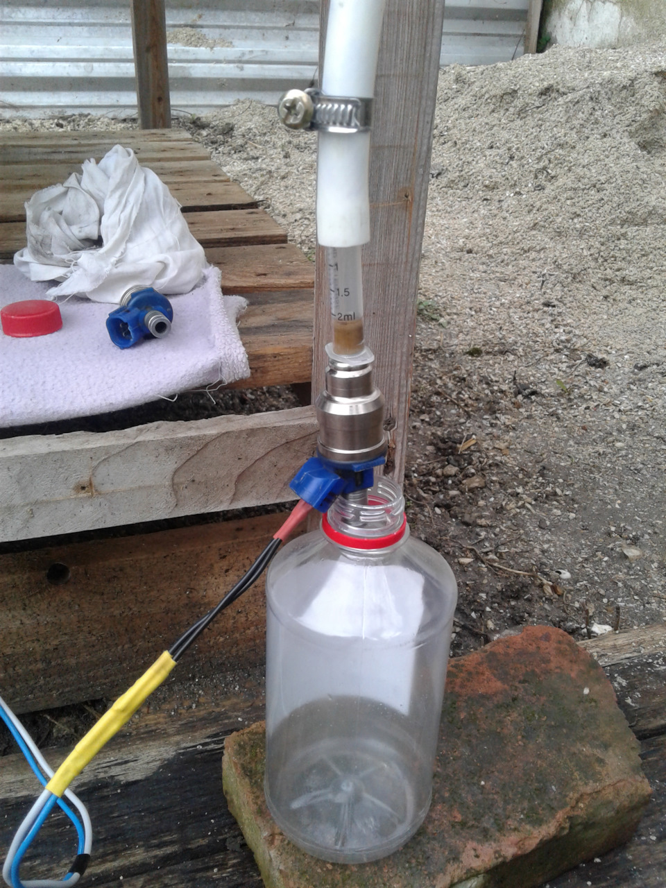 Промывка форсунок сольвентом. — Mazda 626 III (GD), 2,2 л, 1994 года ...