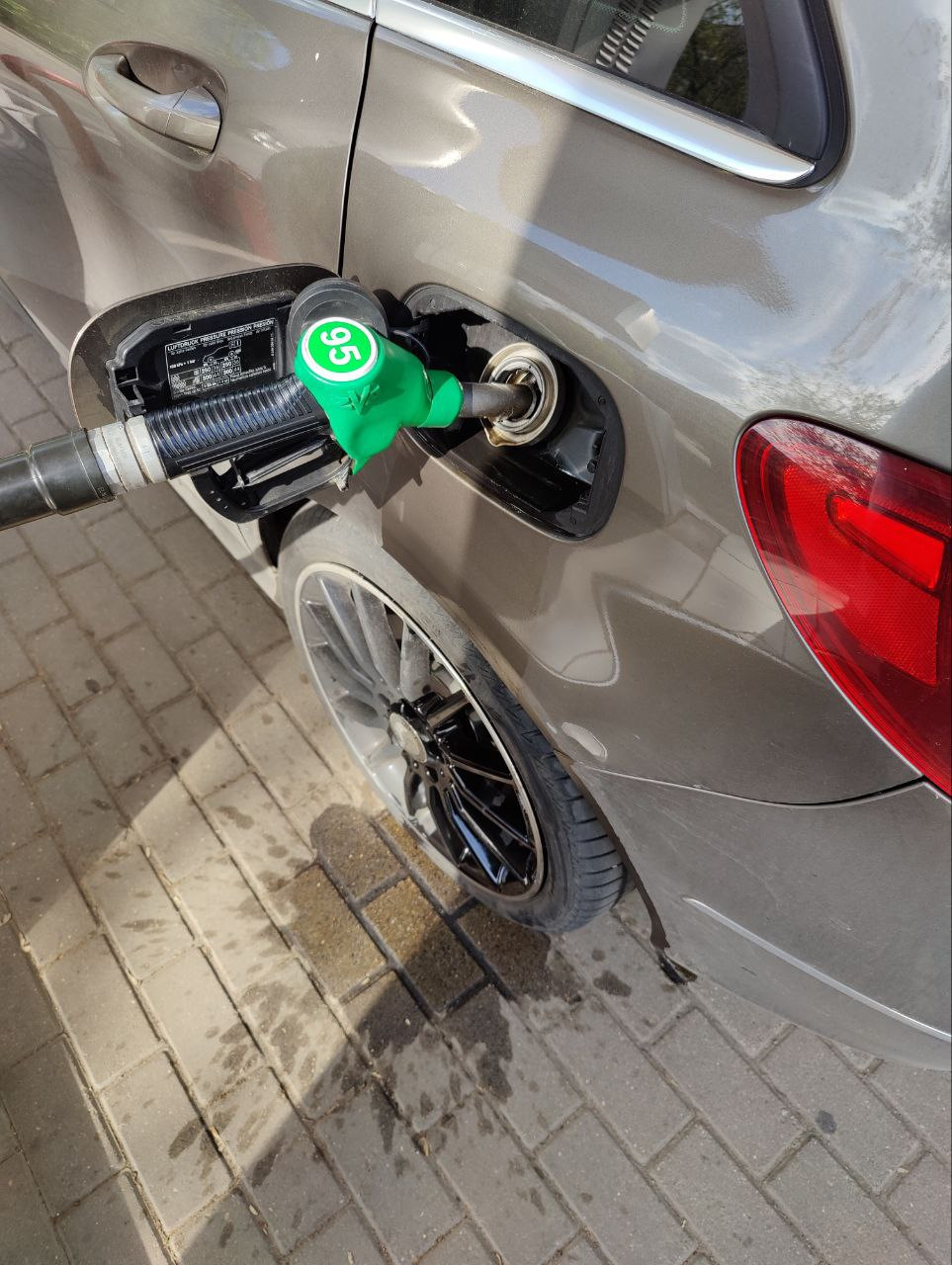 Ремонт: Продувка адсорбера (временное решение) — Mercedes-Benz B-Class ...