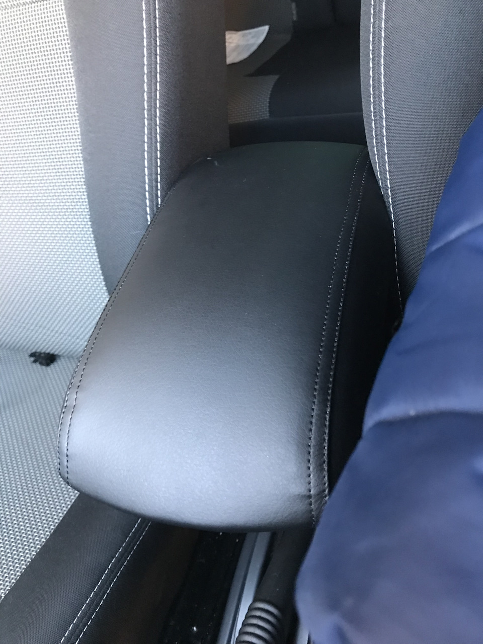 Подлокотника пост :) — Renault Duster (1G), 2 л, 2015 года | тюнинг ...