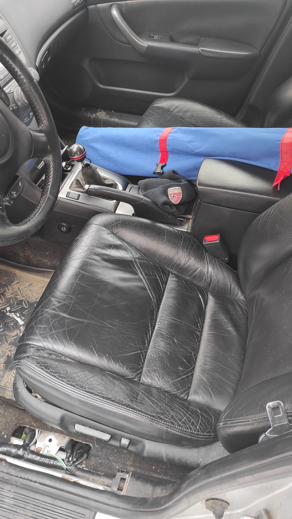 Установка электрокожаных сидений. — Honda Accord (7G), 2 л, 2006 года ...