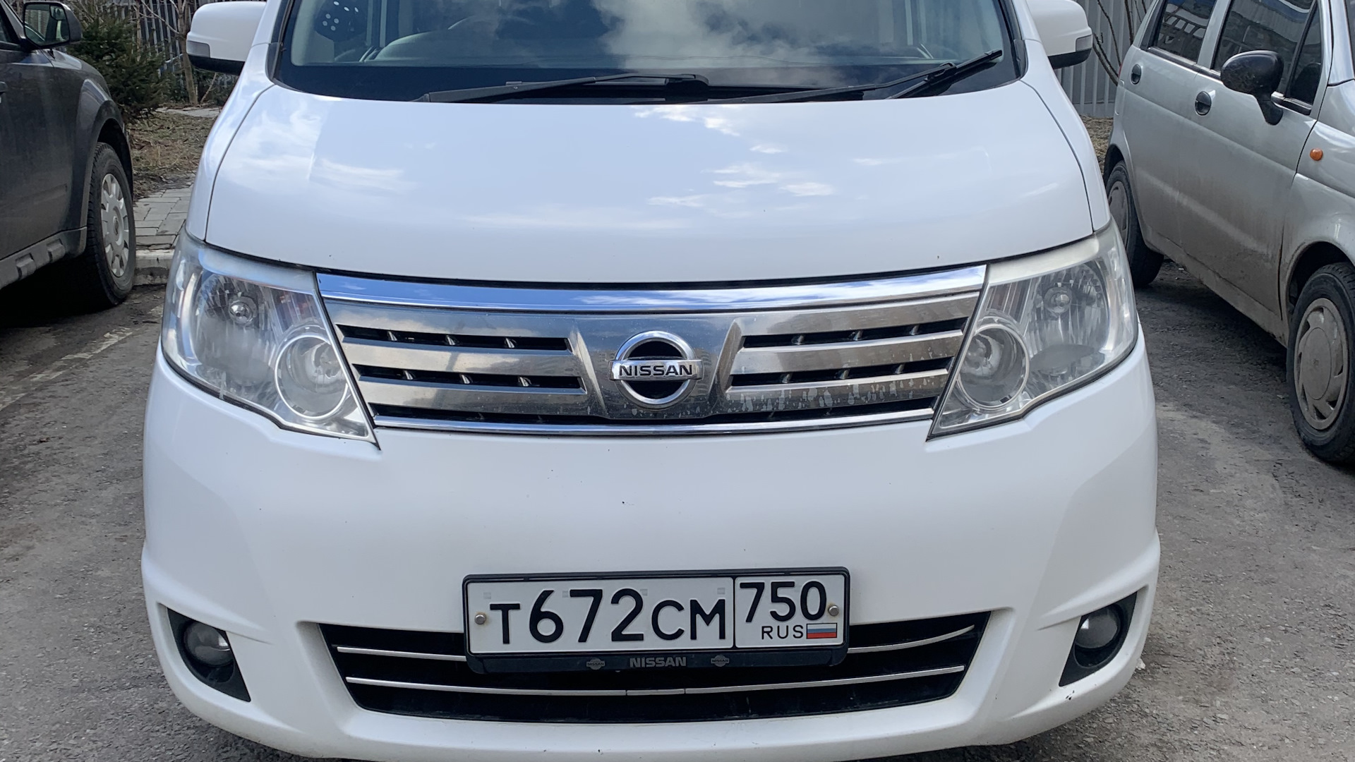 Nissan Serena c25 Highway Star