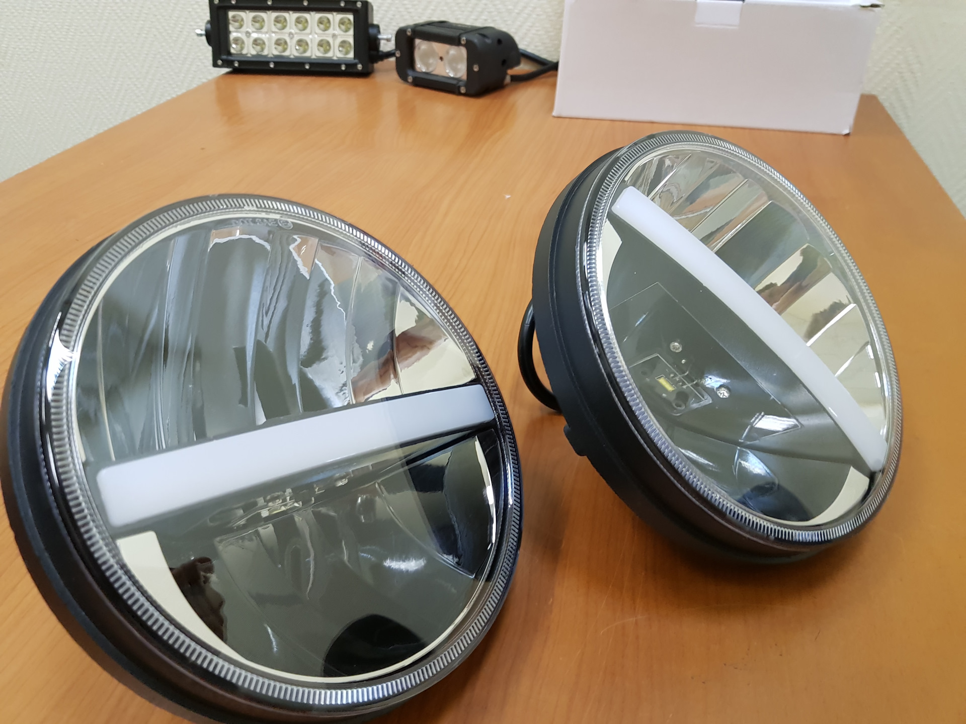 Приехали новые 7 дюймовые LED фары на Ниву, УАЗ, Jeep Wrangler — Wesem ...
