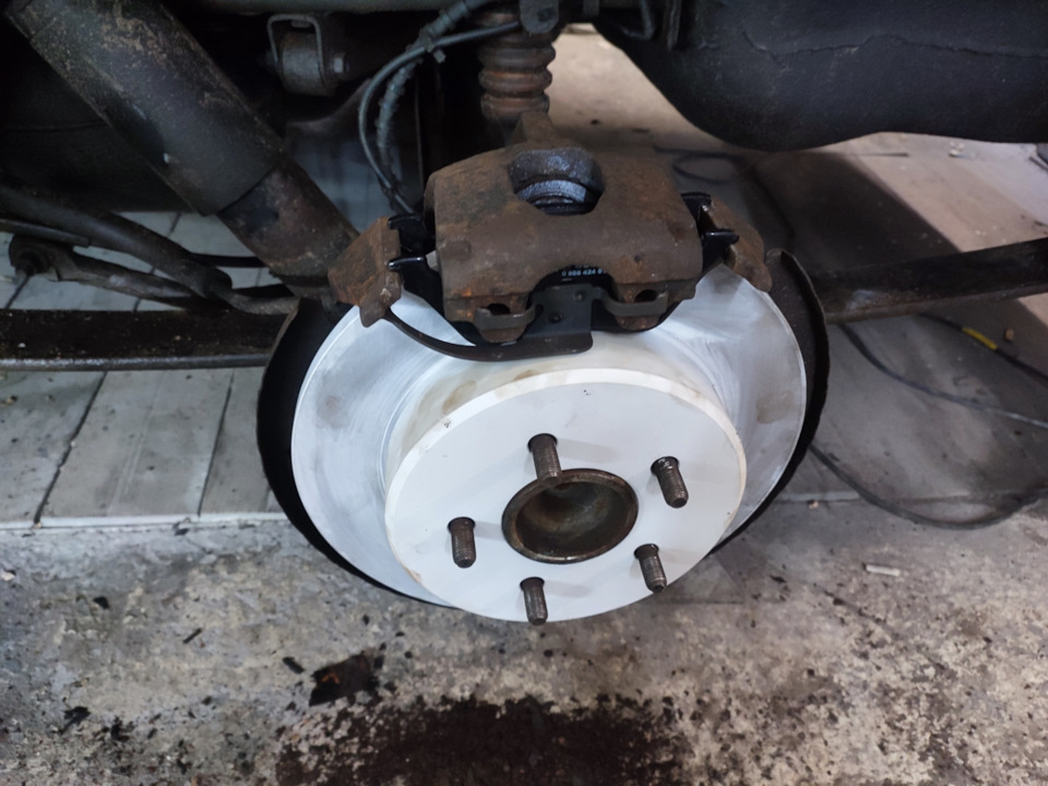 Фото в бортжурнале Chrysler Grand Voyager IV (North America)