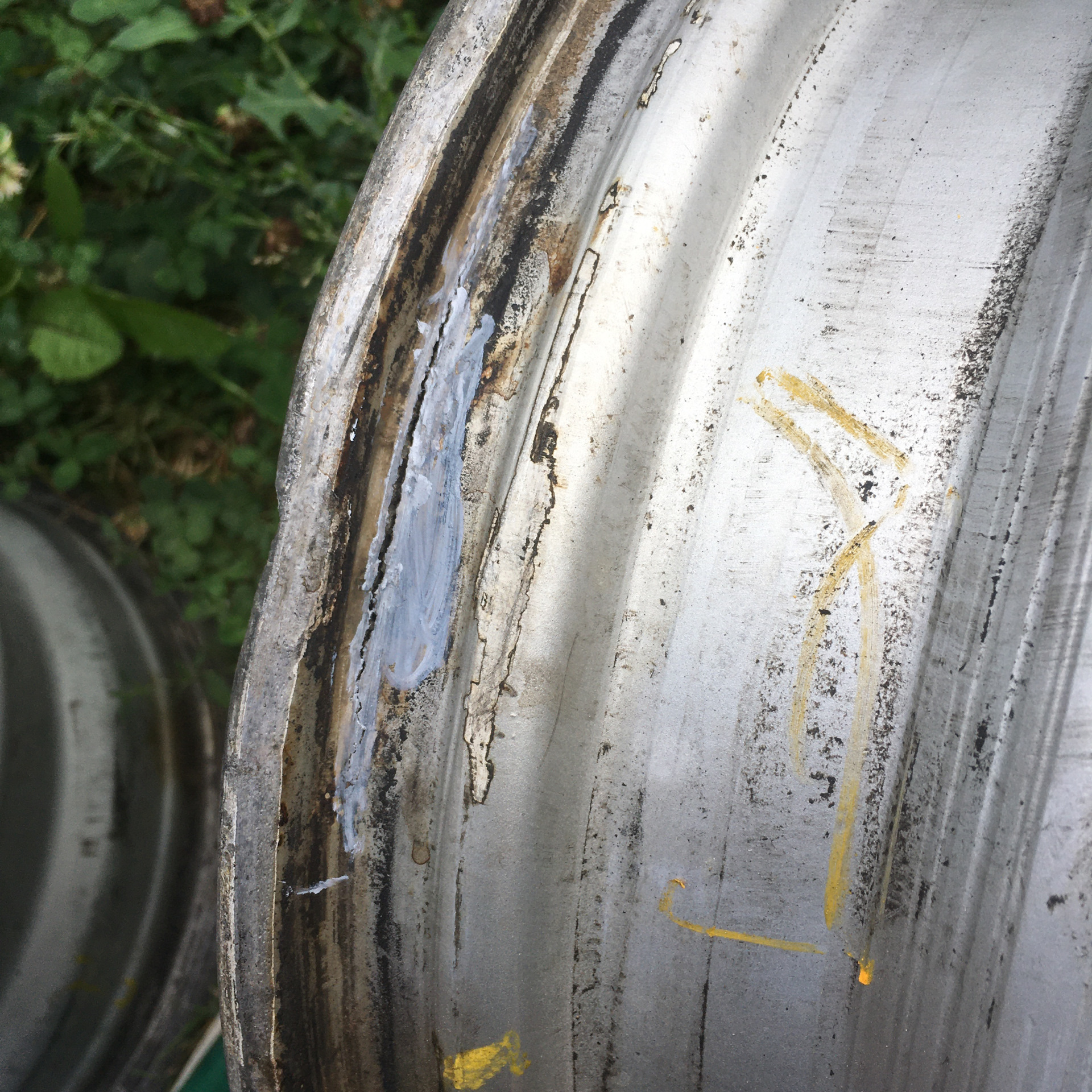 Где треснутые 2. Дикси треснутые реклама. Whiskas треснутые 2. Треснутые яйца дикси. Треснутые 2 игрушки.