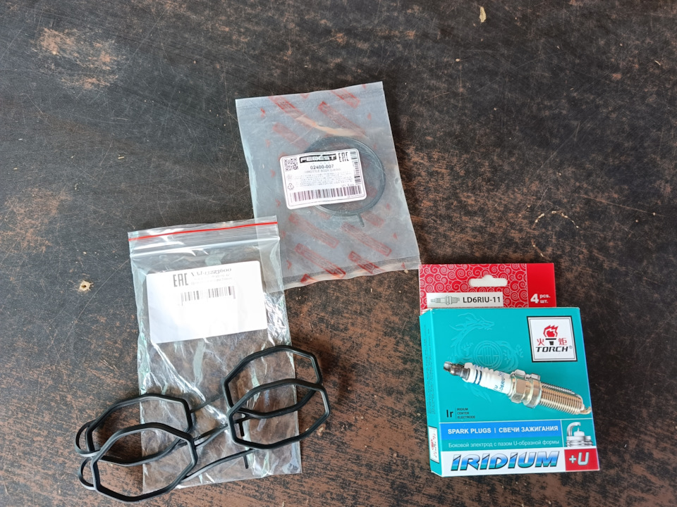 Свечи зажигания Torch LD6RIU-11 — Nissan Qashqai+2, 1,6 л, 2010 года ...