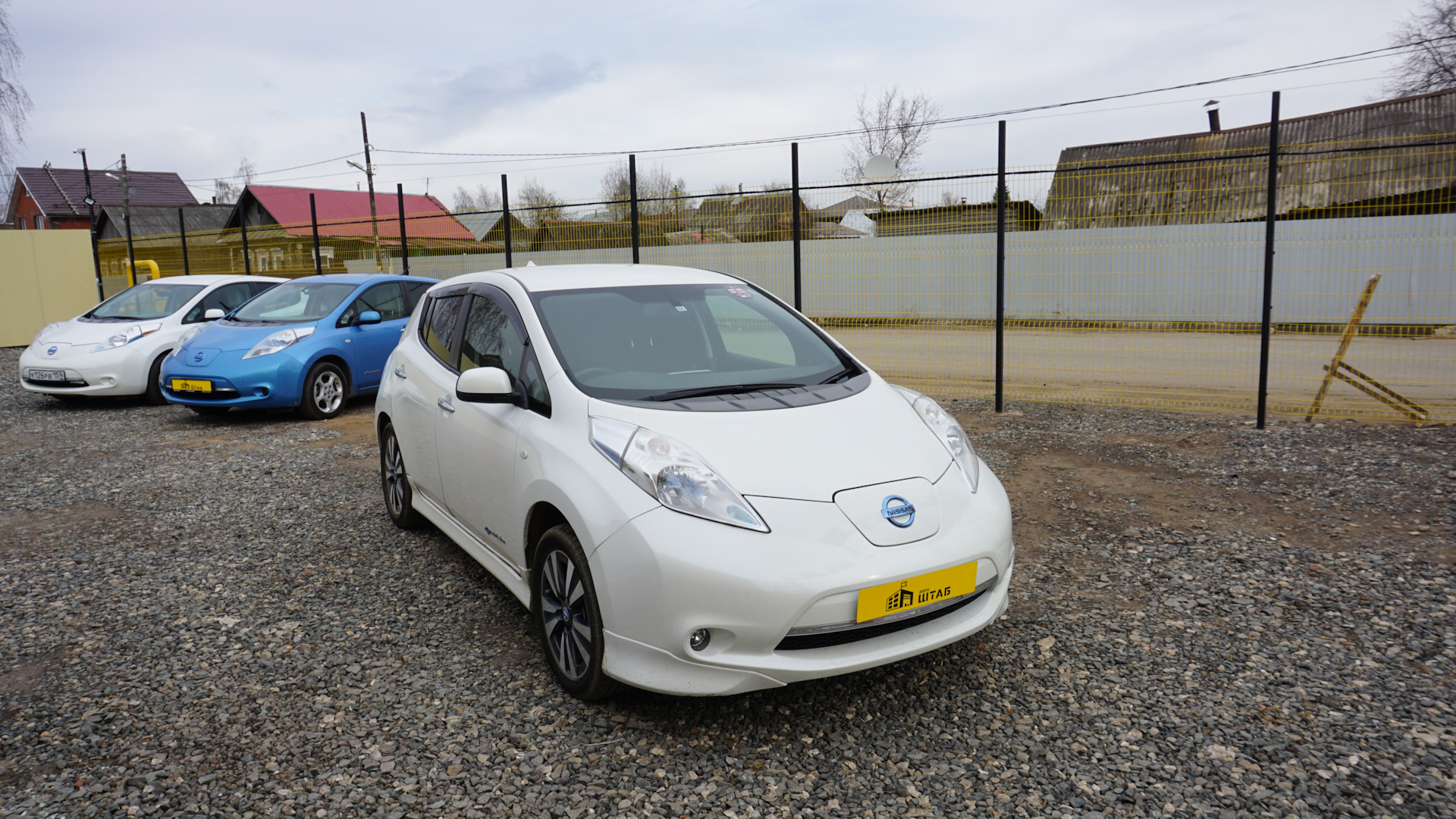 Электрокар Nissan Leaf. Переоборудование с правого на левый руль — АвтоШТАБ  на DRIVE2