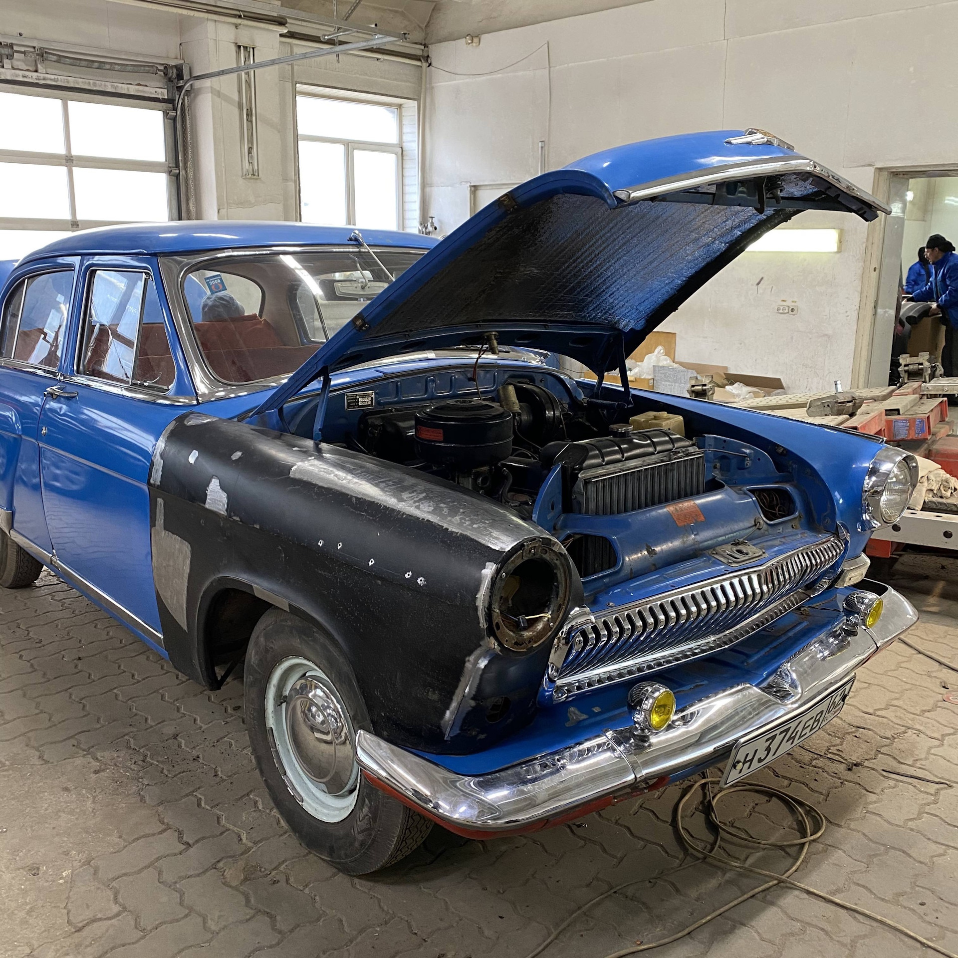 Крыло, на удивление, отлично встало. 