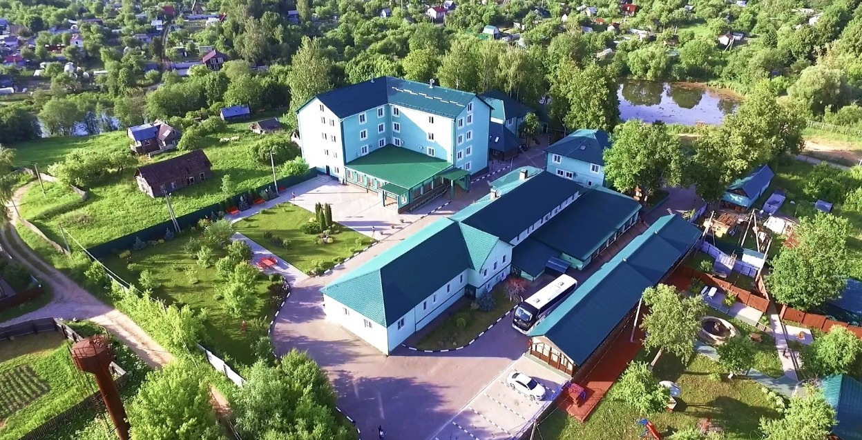 Дворянское гнездо 40 микрорайон южный фото
