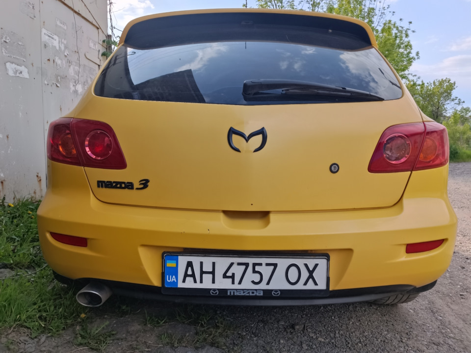 Значок мазда кажан🦇 — Mazda 3 (1G) BK, 1,6 л, 2005 года | тюнинг | DRIVE2