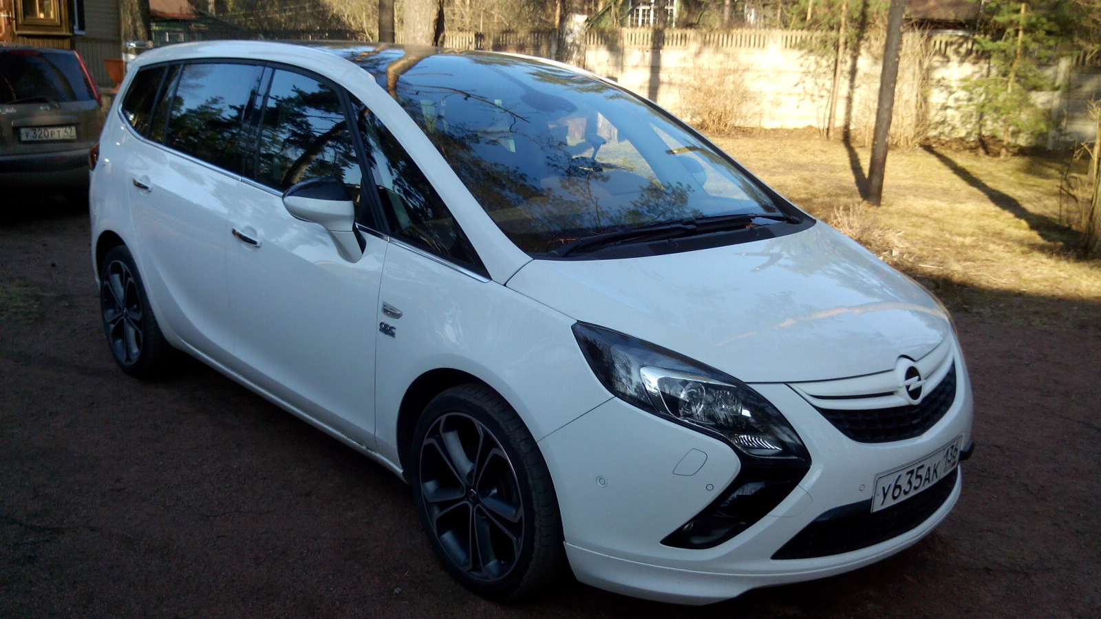 Opel Zafira Tourer 2.0 дизельный 2013 | OPC Line Блондинка на DRIVE2