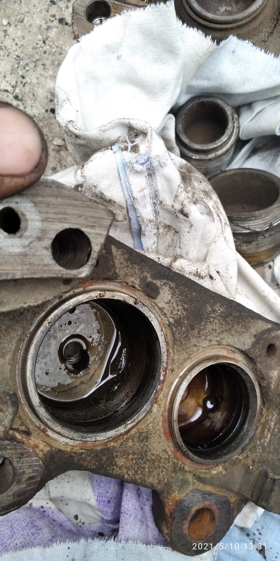 09. Грязь… — Москвич 2140