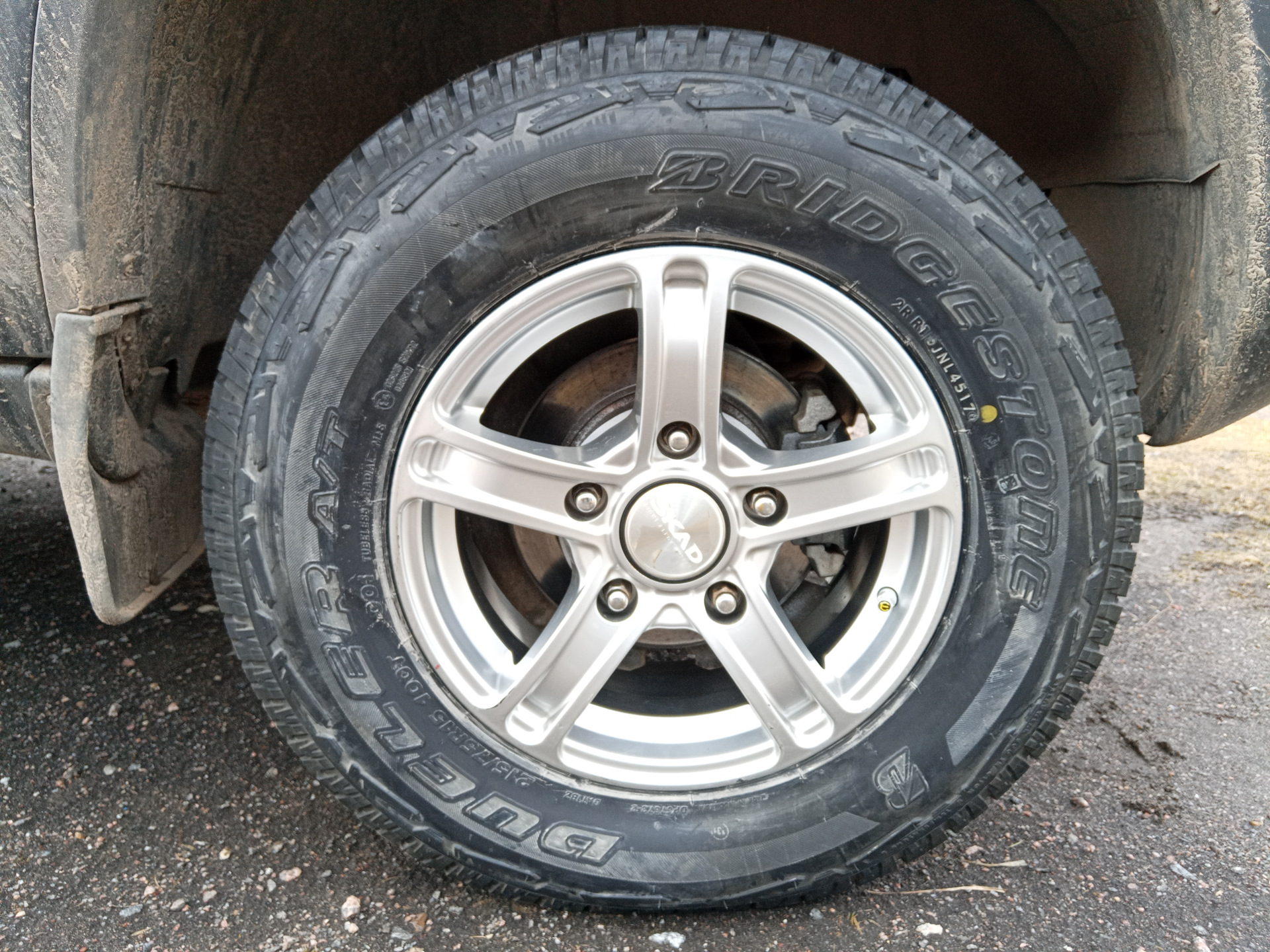 Новый сезон на новой резине. Bridgestone Dueler A/T 001 — Chevrolet Niva,  1,7 л, 2012 года | шины | DRIVE2