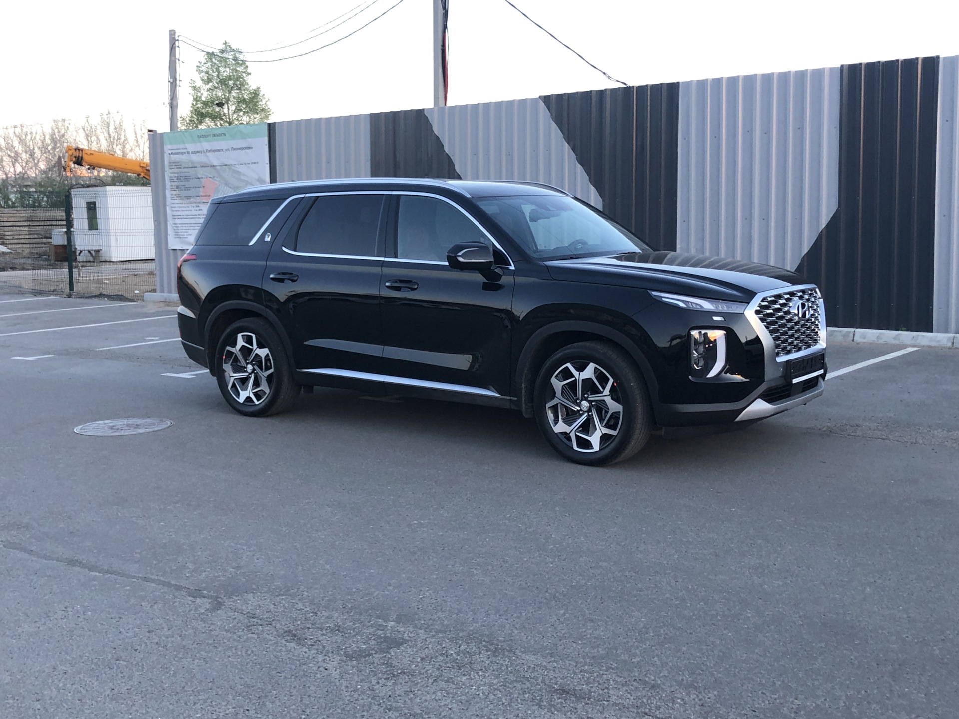 Тойота палисад. Хендай Палисад диски r20. Hyundai Palisade антихром. Хендай Палисад на r22. Диски Hyundai Palisade r18.