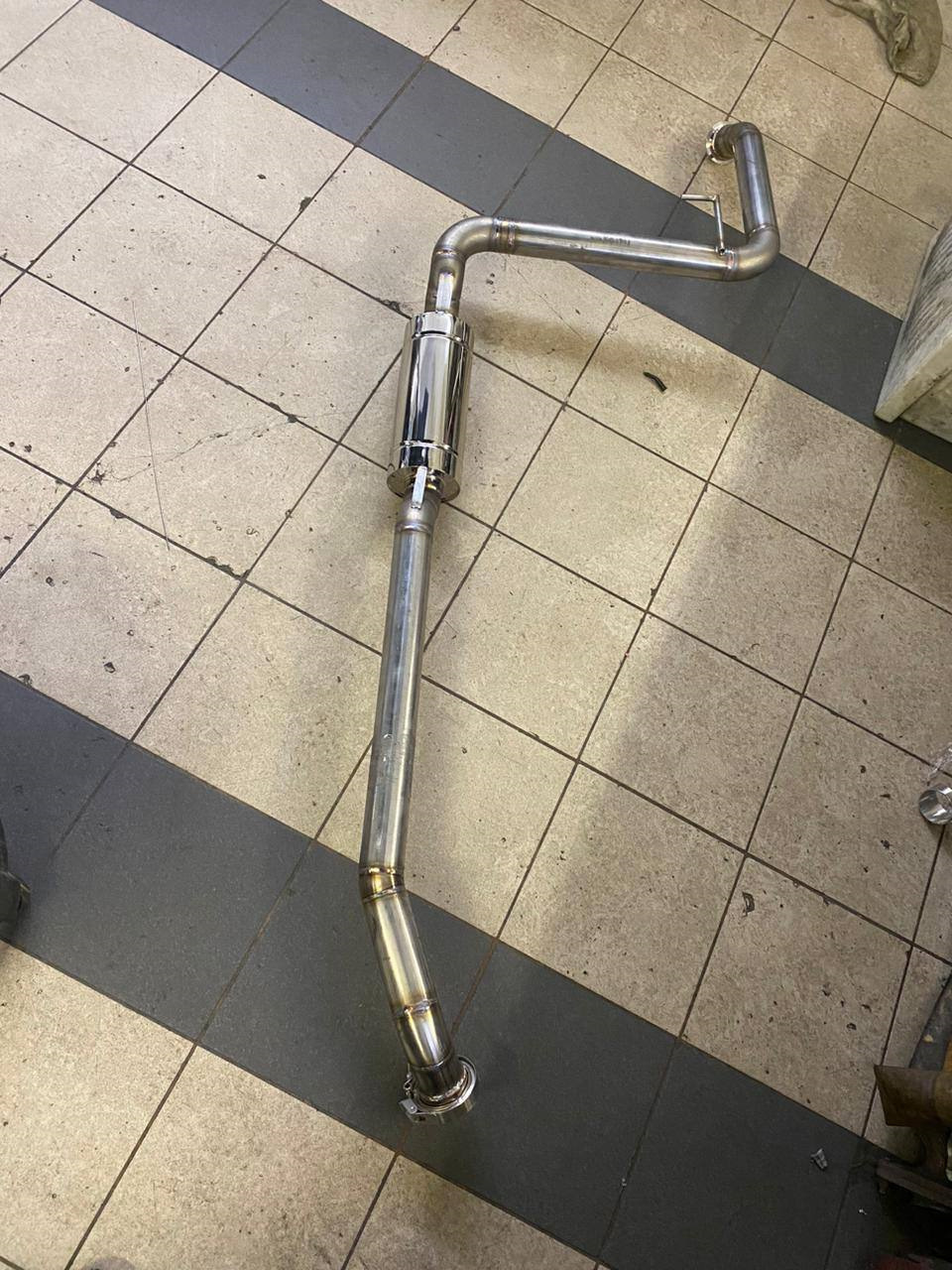 Выхлоп трасса 60мм, нержа. — Honda Civic Hatchback (9G)