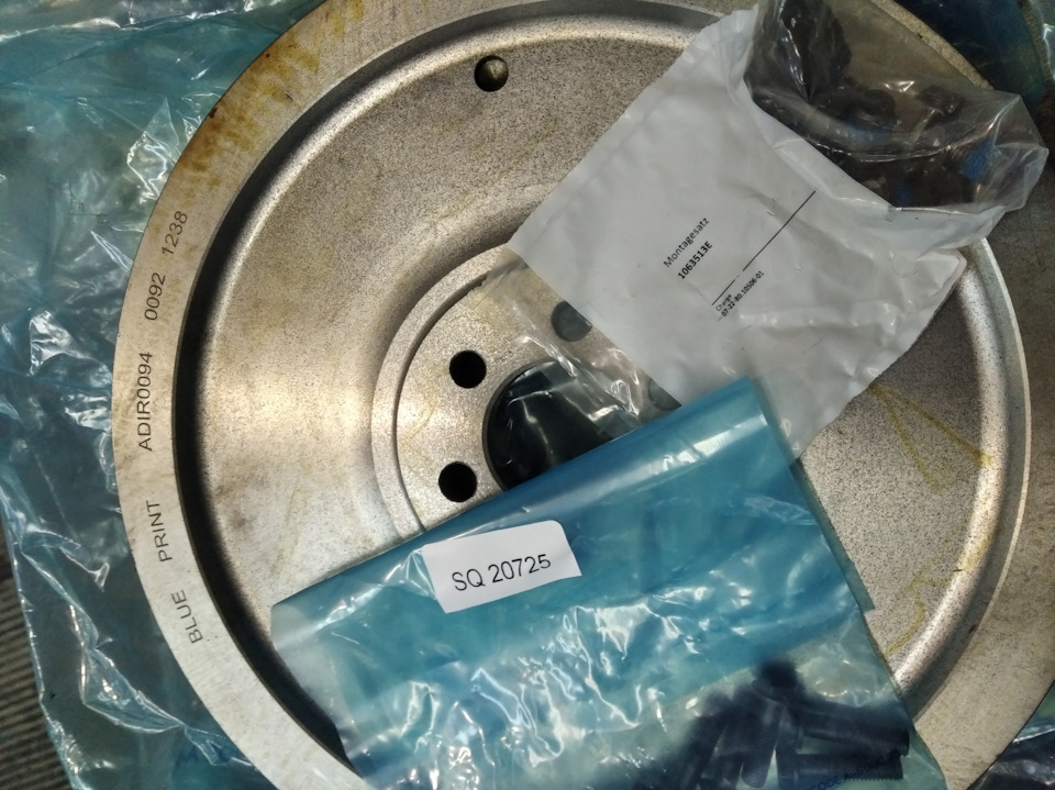 Заменил двухмассовый маховик на VW TOURAN 2006 год 1.9 TDI, BLS на ...