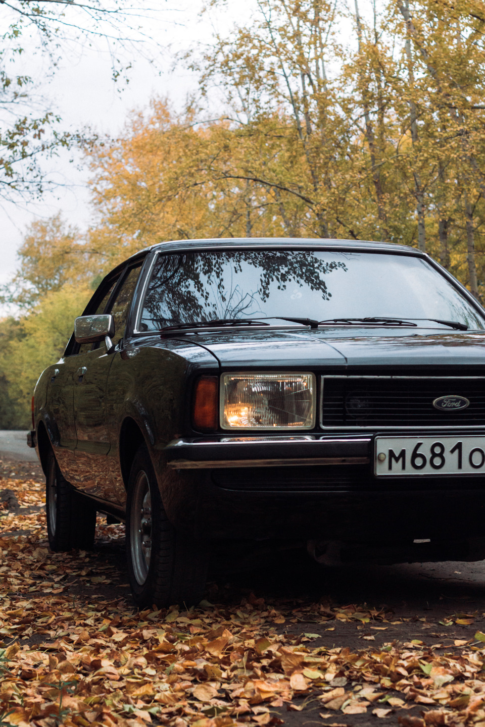 первая фотосессия после сборки. Осень 2021 — Ford Taunus TC2, 2 л, 1977  года | фотография | DRIVE2