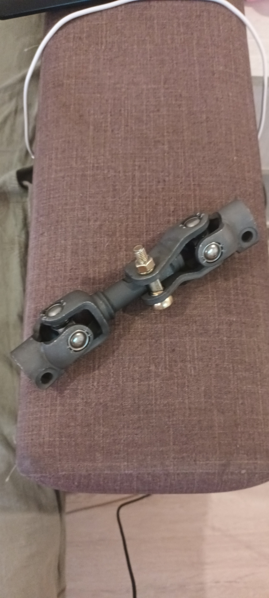 Установка новой рулевой рейки и рулевого карданчика — Lada Калина 2 ...