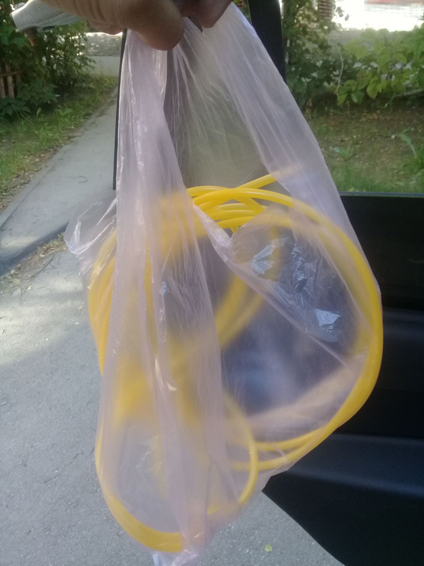 #31: Дребезг стекол& Верхняя растяжка передних. стоек — Lada Гранта ...