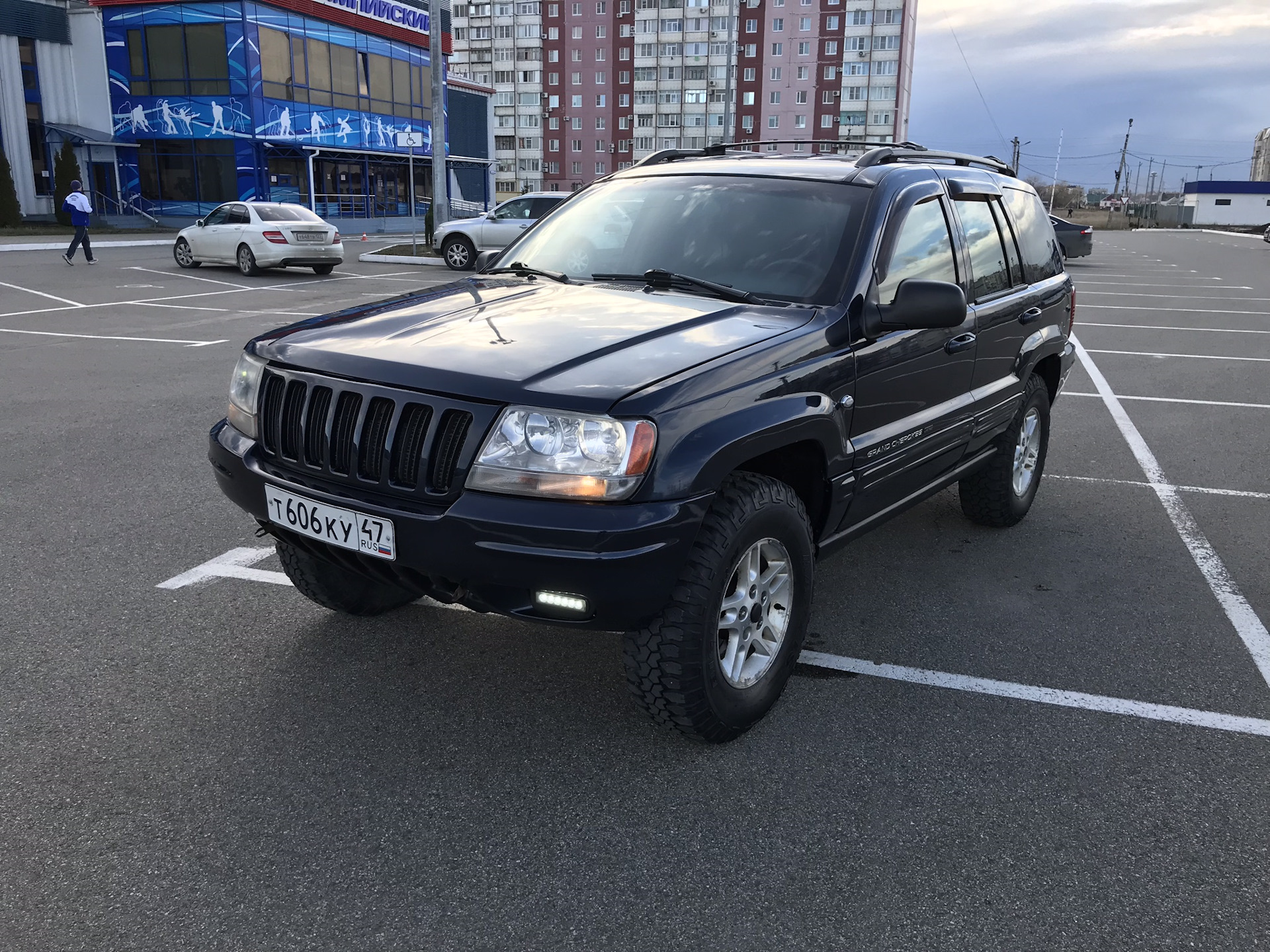 Внедорожники 2000 года. Jeep Grand Cherokee 2000. Jeep Cherokee Гранд Чероки 2000. Jeep Grand Cherokee WJ, 2000. Jeep Grand Cherokee 2002 4.7.