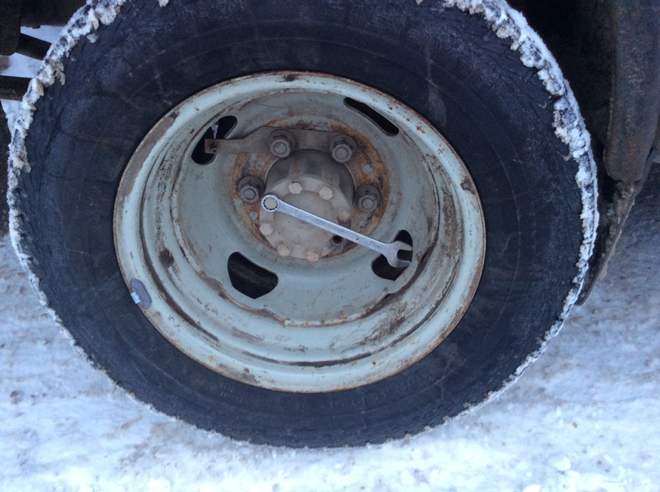 3302-3101001. Установка колес на автомобиле ГАЗ-3302 (с двиг. УМЗ)