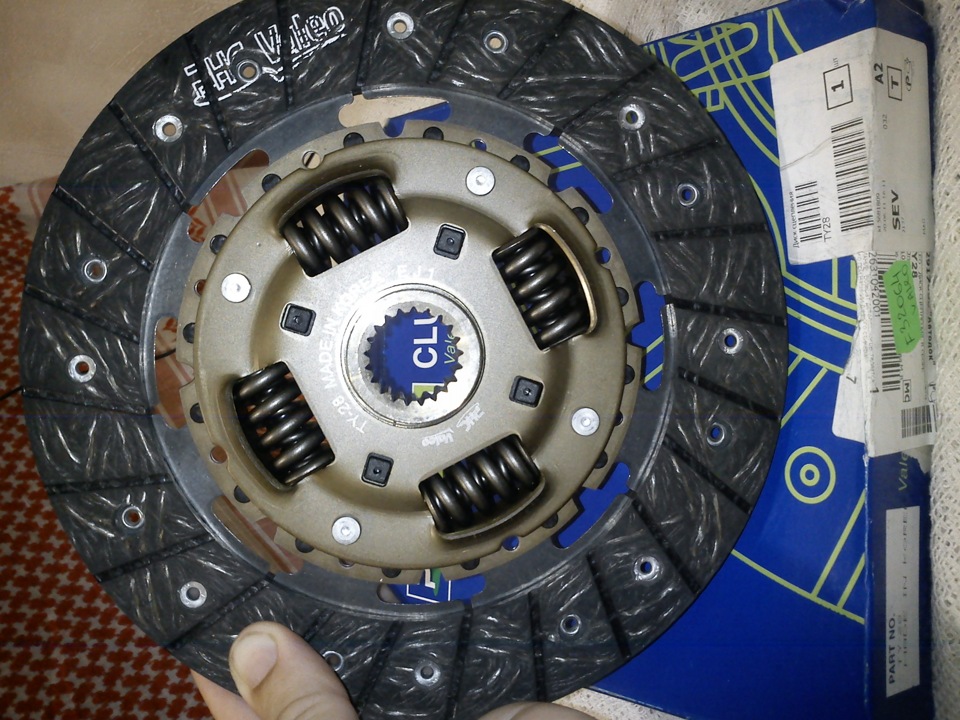 поменял диск сцепления — Toyota Corolla (90), 1,5 л, 1987 года | визит ...