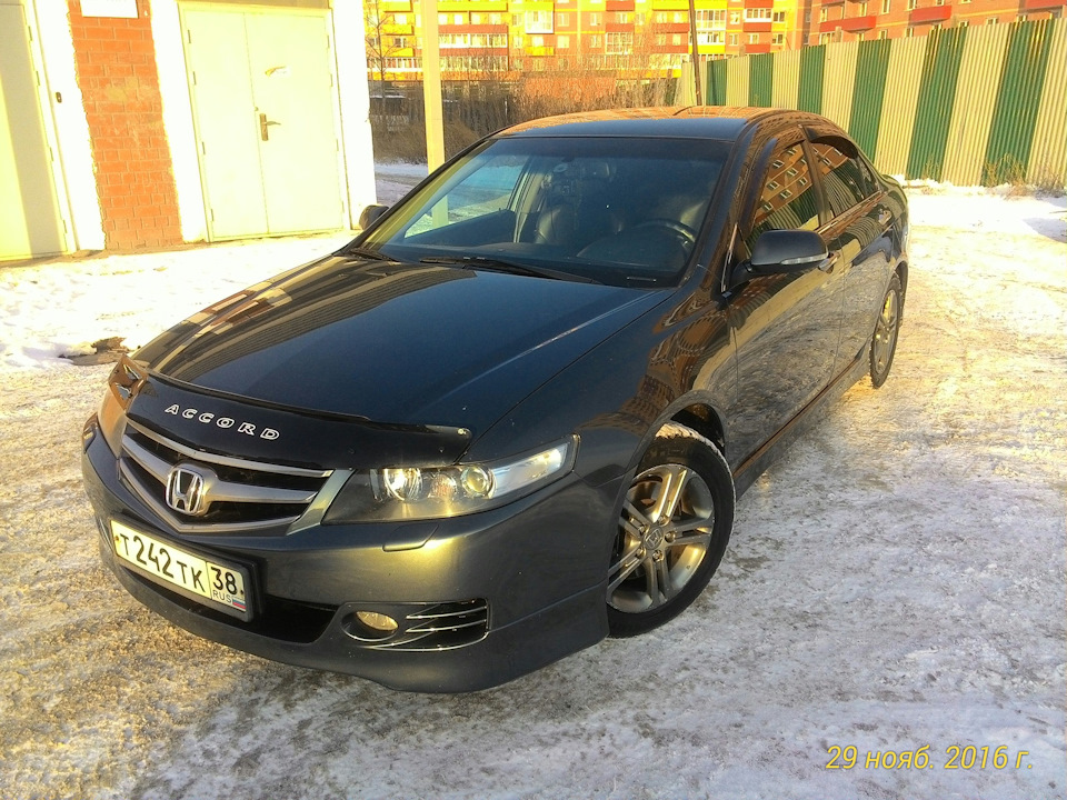 Хонда левый руль. Хонда Аккорд 7 cl9. Honda Accord 7 cl7 Type s. Honda Type s cl7. Honda Accord cl9 левый руль.