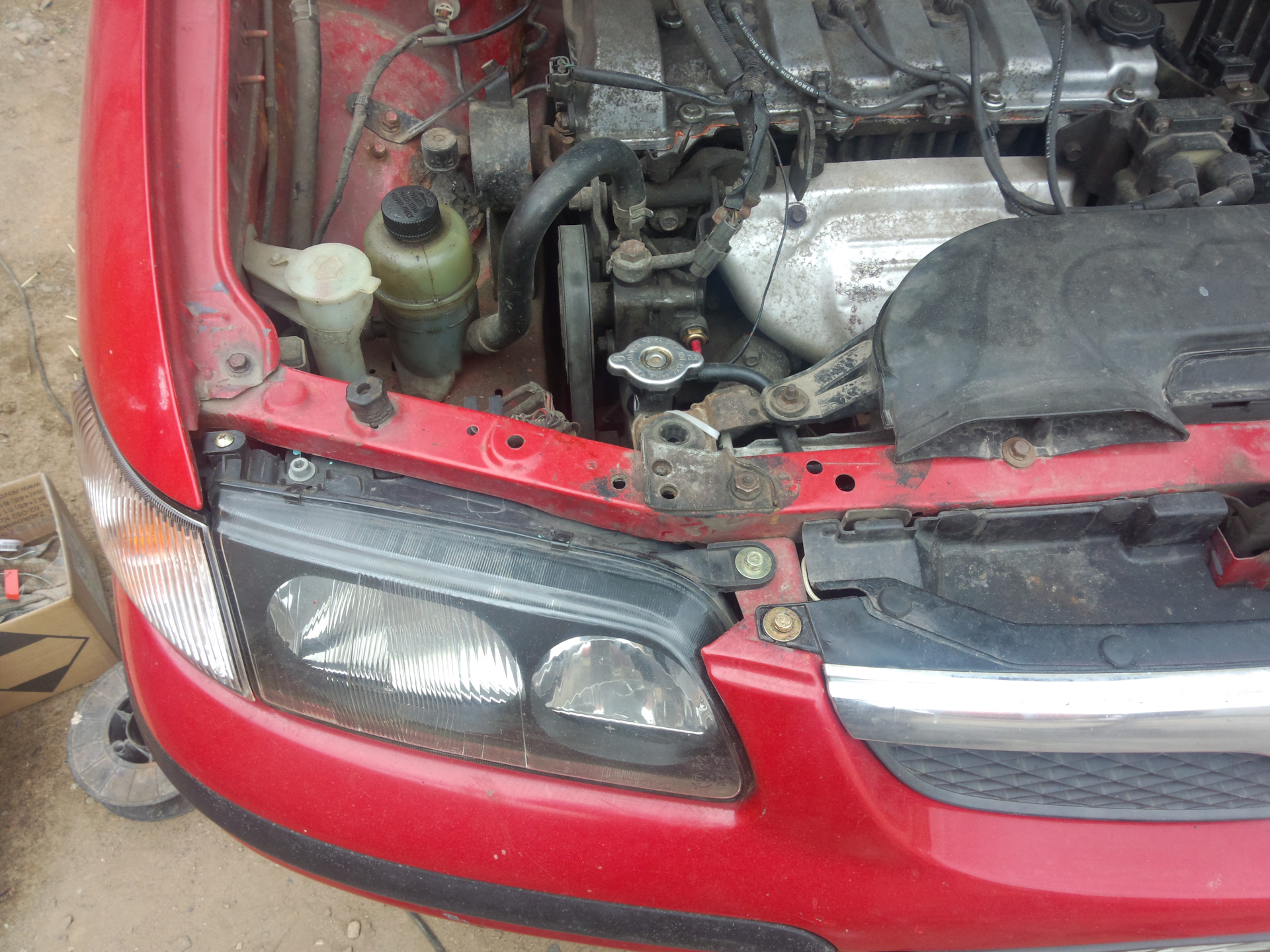 Как снять фару на мазда 626 г Замена фар и правого поворота. - Mazda 626 V (GF), 2 л, 1998 года своими руками 