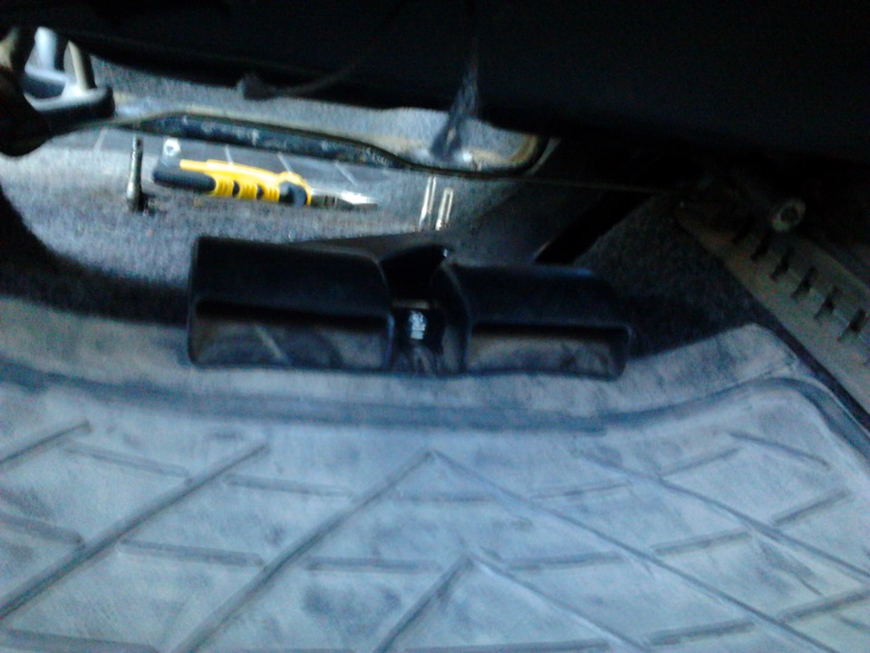 Обдув ног задних пассажиров — Lada 2115, 1,6 л, 2007 года | своими ...