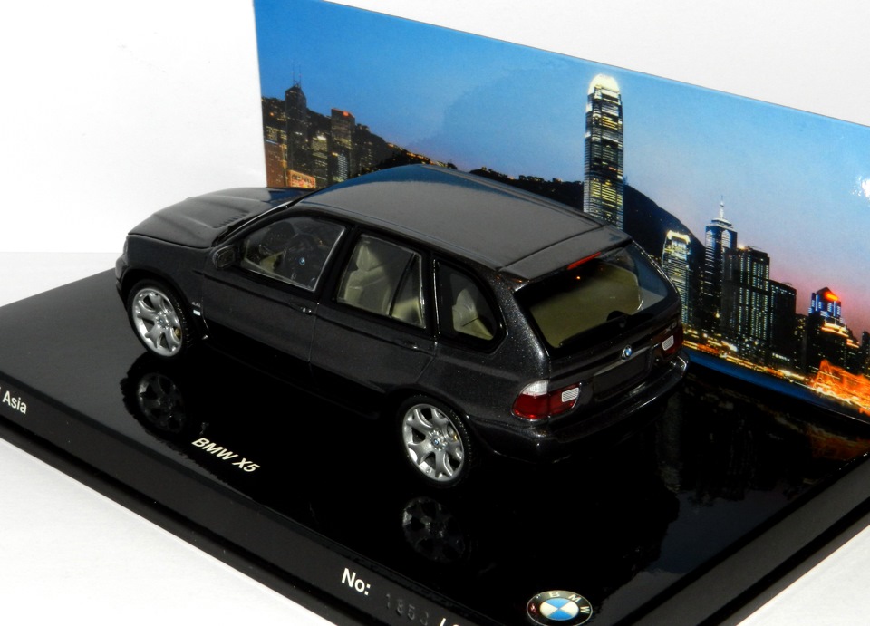 Моделька машины bmw x5. Смотреть фото Моделька машины bmw x5. Смотреть картинку Моделька машины bmw x5. Картинка про Моделька машины bmw x5. Фото Моделька машины bmw x5