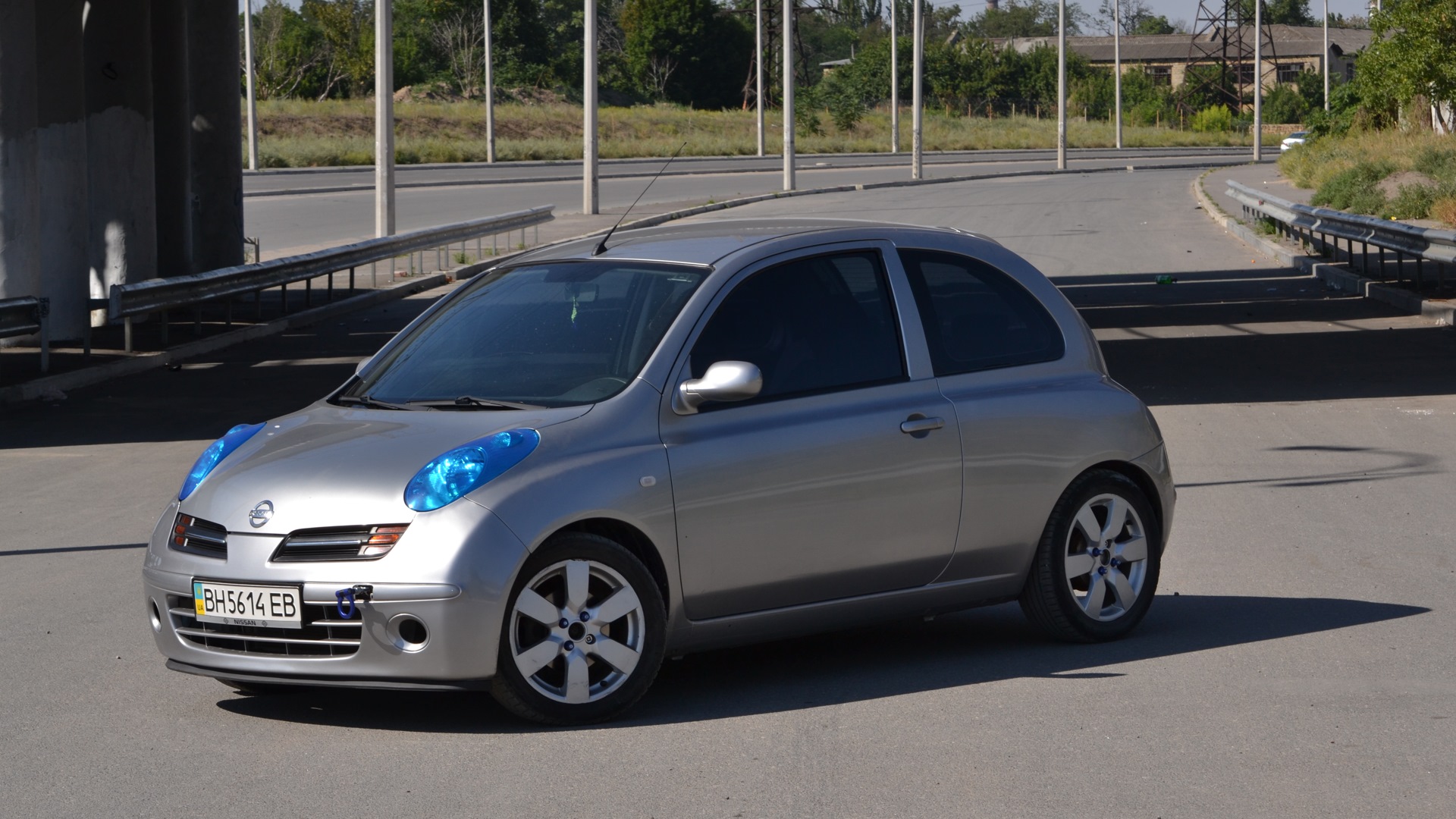 Микра к12. Ниссан Микра к12. Микра к12 на р16. Nissan Micra 2008 12к. Nissan Micra r17.