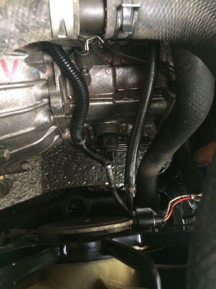 Меняет масло в коробке. Насос гидротрансформатора акпп. Регулировочный винт акпп al4. Zf 8hp75 186444. Соленоид линейного давления акпп пежо 308.