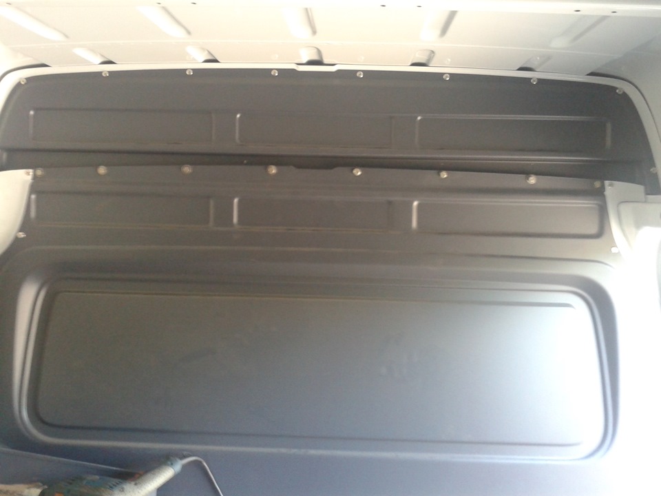 замена заклепок — Mercedes-Benz Sprinter (2G), 2,2 л, 2014 года ...